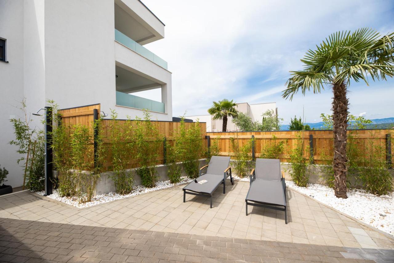 Casa Bella Apartment Малинска Екстериор снимка