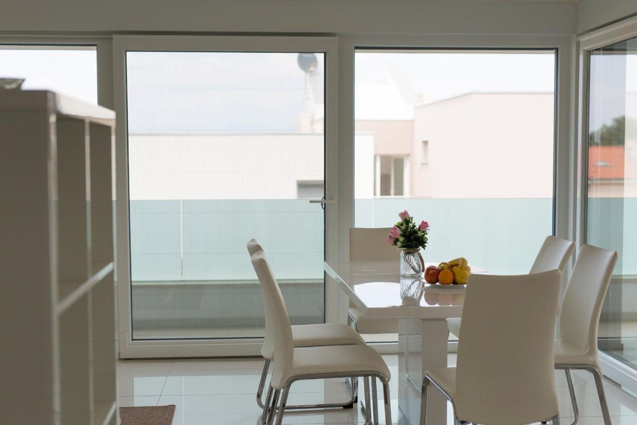 Casa Bella Apartment Малинска Екстериор снимка