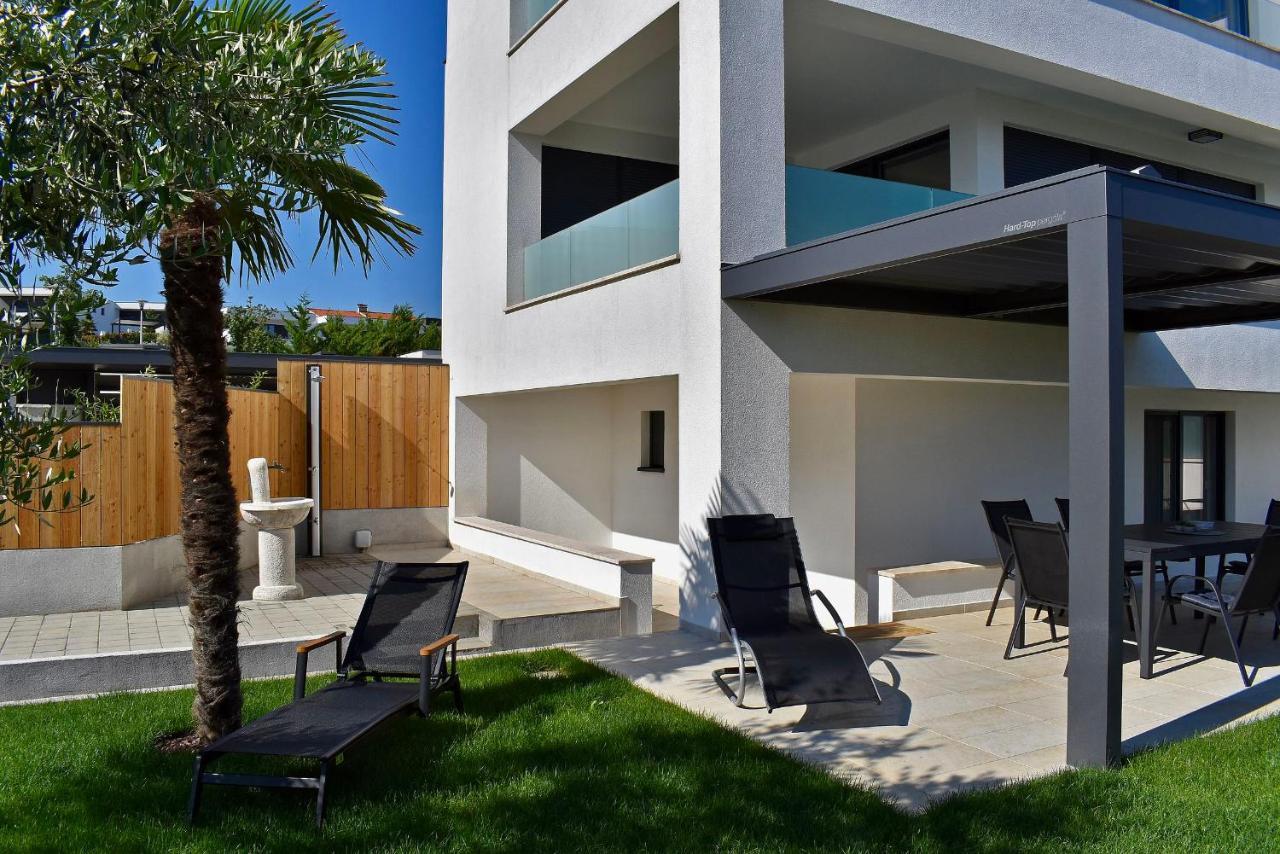 Casa Bella Apartment Малинска Екстериор снимка